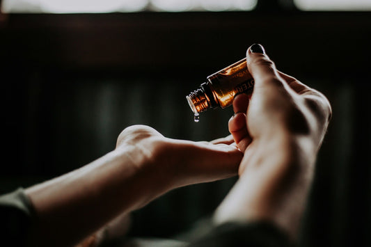Common Toronto Mistakes When Choosing CBD Oil for Pain Relief - Curelux Wellness