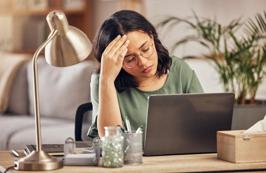 Decoding CBD Oil in Brampton for Everyday Stress Relief - Curelux Wellness