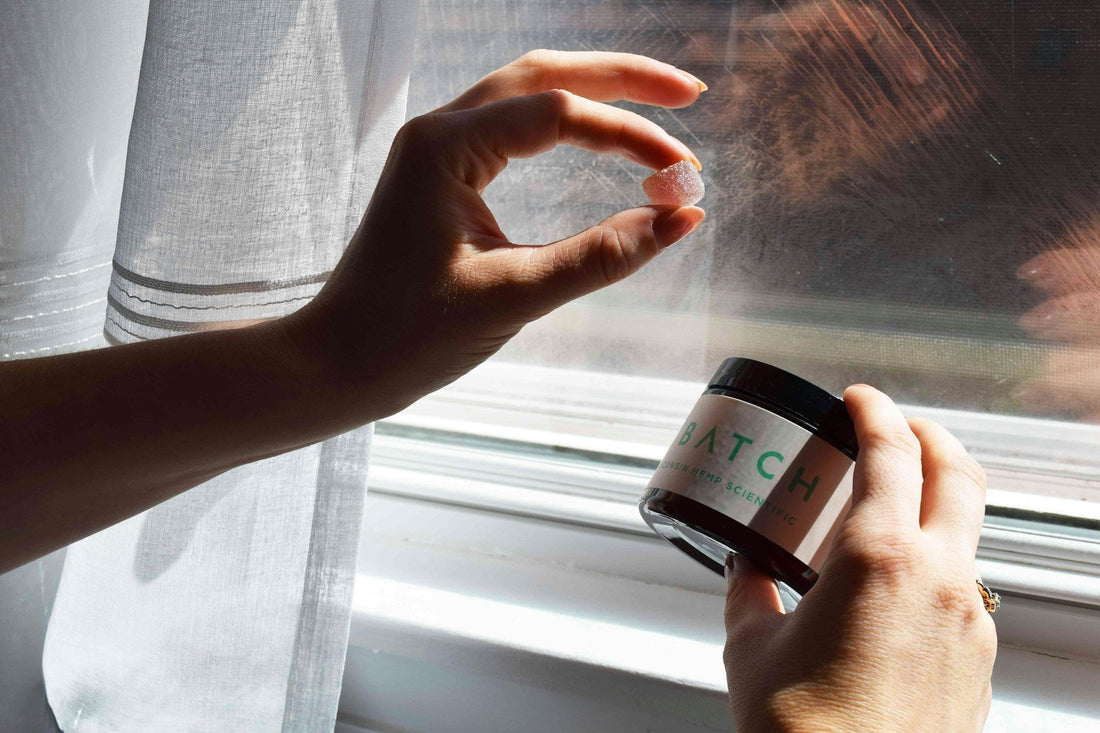 Summer CBD Sleep Gummies in Canada for Travel and Jet Lag - Curelux Wellness